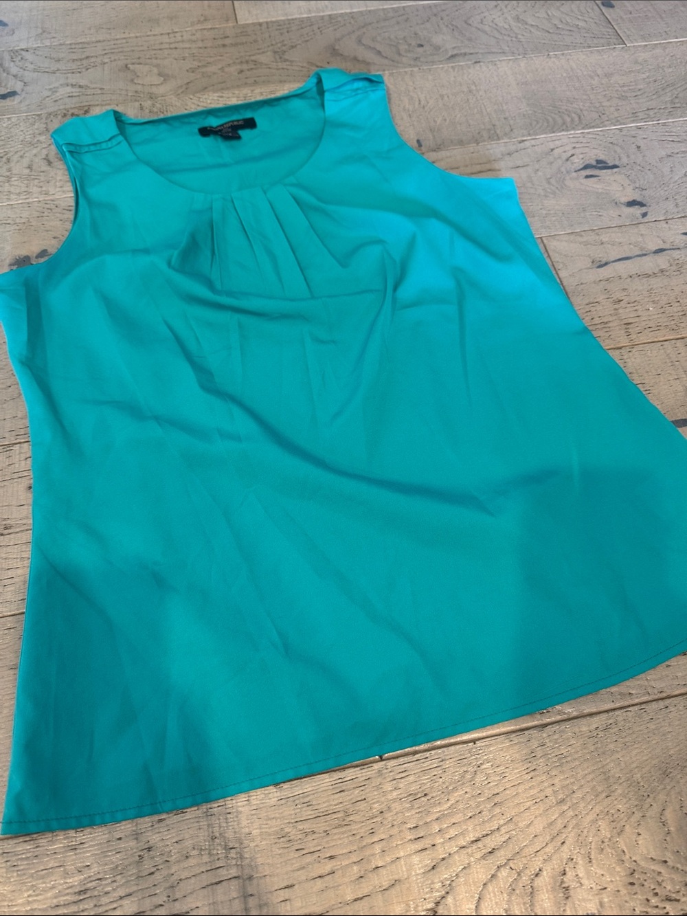 Banana Republic Teal Sleeveless Pleated Neck top
